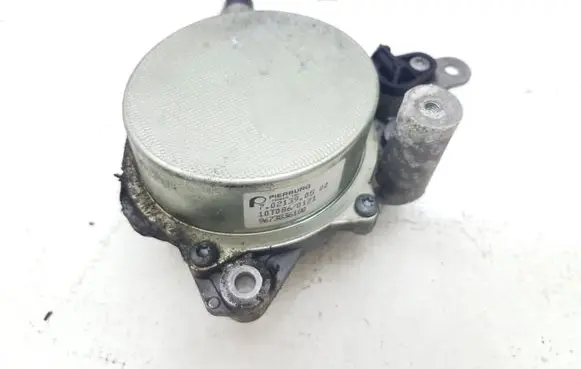 Ford Kuga I Vacuum pump 9673836180 7021390500