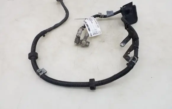 Mercedes-Benz GLK (X204) Positive cable (battery) A2044405235