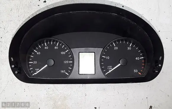 Mercedes-Benz Vito Viano W639 Speedometer (instrument cluster) A6394466021