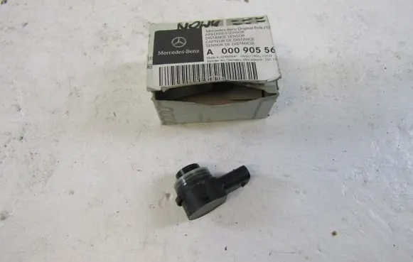 Mercedes-Benz B W246 W242 Parking PDC sensor A0009055504