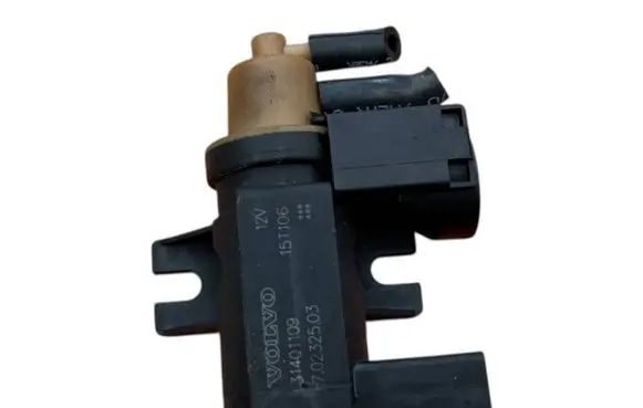 Volvo V40 Turbo solenoid valve 31401109 15T106 70232503