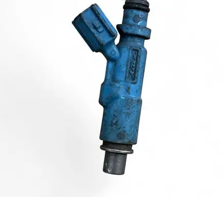 Toyota Yaris Fuel injector 2325023020