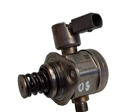 BMW 5 GT F07 Fuel injection high pressure pump 7595339
