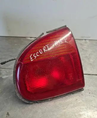 Ford Escort Tailgate rear/tail lights 21163