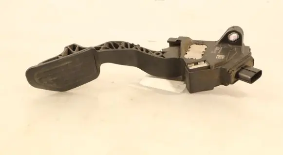 Toyota Yaris Accelerator throttle pedal 781100D160