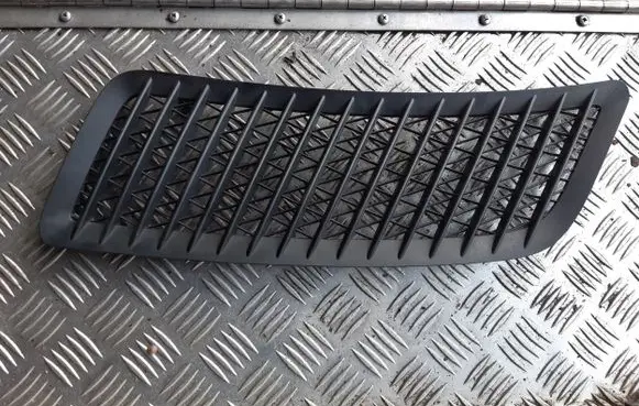 Mercedes-Benz Sprinter W906 Front grill A9068360618