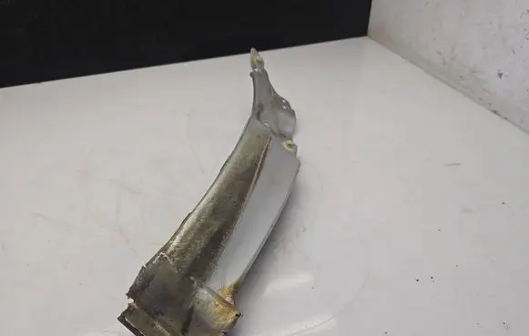 Volkswagen Crafter Fender end trim