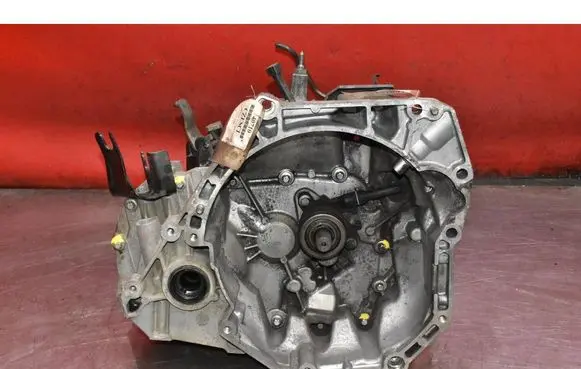 Nissan Micra Manual 6 speed gearbox JH3195