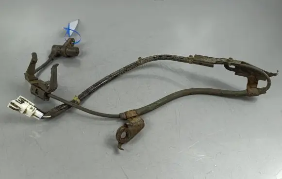 Lexus RX 300 ABS brake wheel speed sensor 8954248030