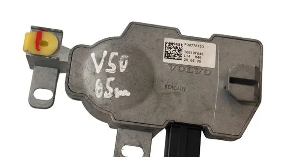 Volvo V50 Steering wheel lock P30776153 T0610F646