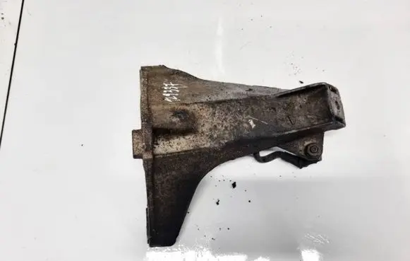 Audi A4 S4 B5 8D Engine mounting bracket 8D0199308L