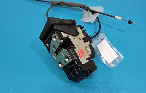 Nissan Qashqai Front door lock IMPRK1555822