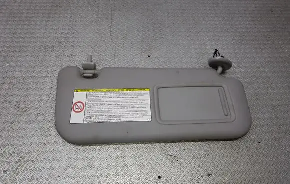 Toyota Yaris Sun visor