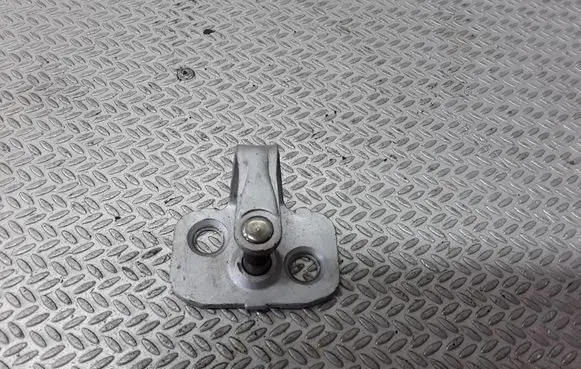 Saab 9-3 Ver2 Front door lock loop/hook striker 