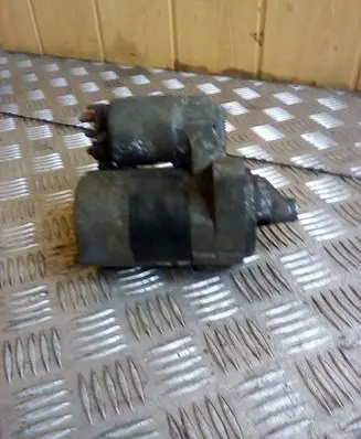 Nissan Almera Tino Starter motor 233009F660