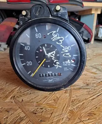 Mercedes-Benz 406 608 Tachometer 