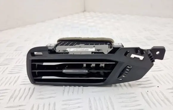 Ford Focus Dashboard side air vent grill/cover trim JX7B19893 HDRH0 111232018
