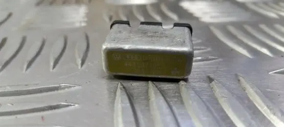 Audi A3 S3 8L Other relay 443937105