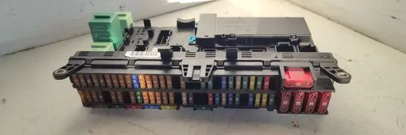 BMW X5 E53 Fuse box set 6907395