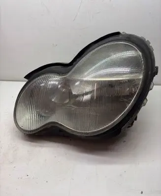 Mercedes-Benz C W203 Headlight/headlamp A2038200161 0301166201 90101