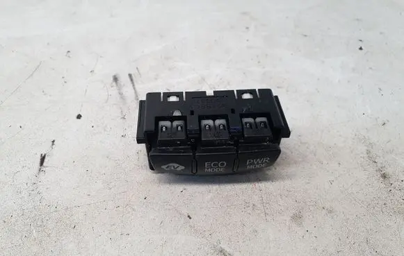 Toyota Auris 150 Other switches/knobs/shifts 15C587