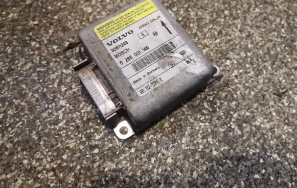Volvo S40, V40 Airbag control unit/module 30611293