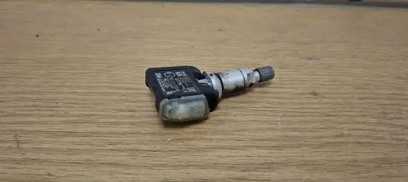 BMW X3 G01 Tire pressure sensor 6887140