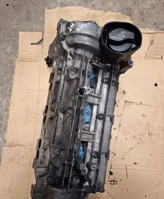 Mercedes-Benz E W211 Engine head A64201016 A6420108620 0702501007