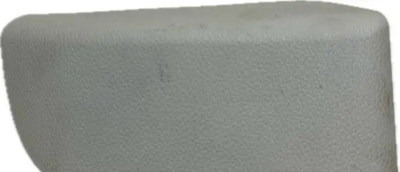 Hyundai Genesis Rear seat rail trim cover 1114575