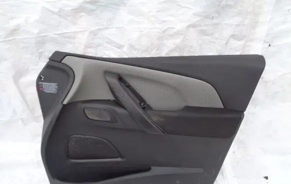 Citroen C4 II Picasso Front door card panel trim