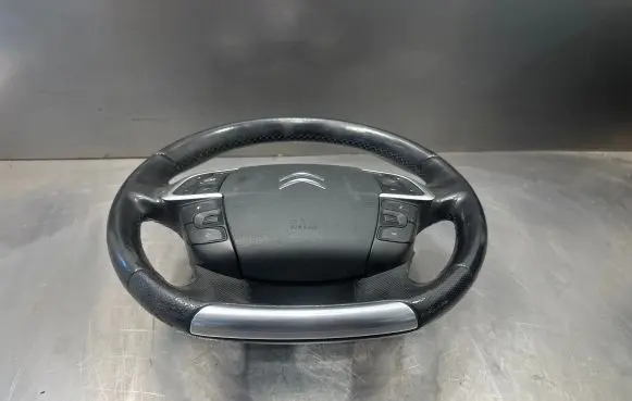 Citroen C4 II Steering wheel