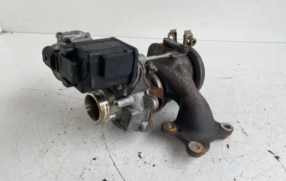 Volkswagen Golf VII Turbo 04E145721C