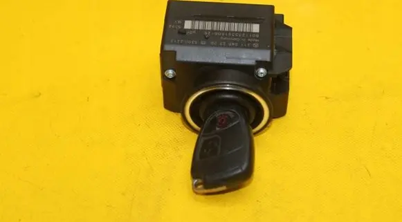 Mercedes-Benz E W211 Ignition lock 2115452308