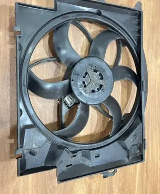 BMW 3 E90 E91 Electric radiator cooling fan 7588974 5020606