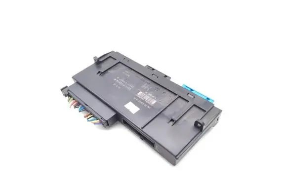 BMW 3 E90 E91 Central body control module 9226328 9226327