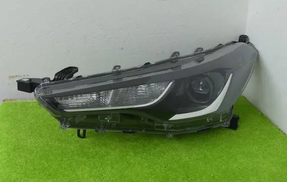 Toyota Corolla Cross Headlight/headlamp 16-183
