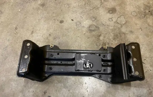 Mercedes-Benz GL X166 Gearbox mount A1662401102