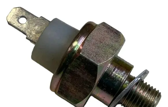 Land Rover Defender Oil pressure sensor PRC6387