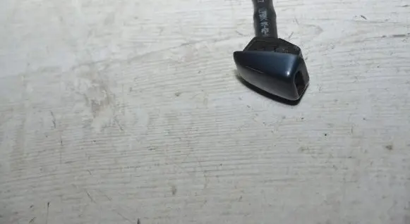 Windshield washer spray nozzle