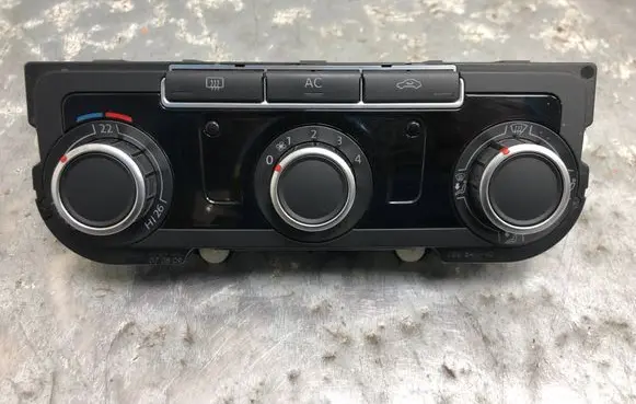 Volkswagen Golf Plus Climate control unit 3C8907336HBILI 3C8907336H