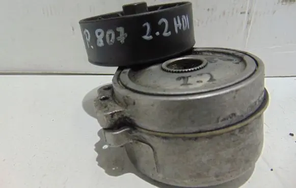 Peugeot 807 Generator/alternator belt tensioner