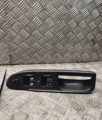 Volkswagen PASSAT B6 Front door interior handle trim 3c1867171