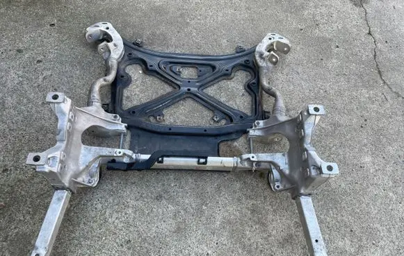 Audi Q7 4M Front subframe 4M0399315L