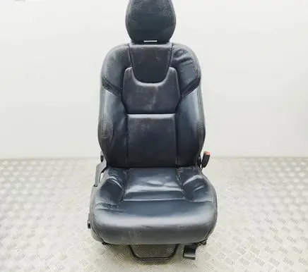 Volvo XC60 Front passenger seat 32341695