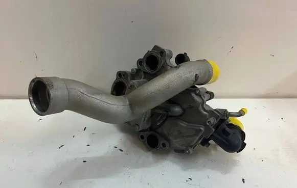 Jeep Grand Cherokee Water pump 68157161AASK1 68147597AASK1