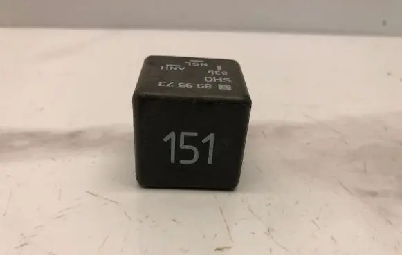 Audi A4 S4 B8 8K Other relay 191945383
