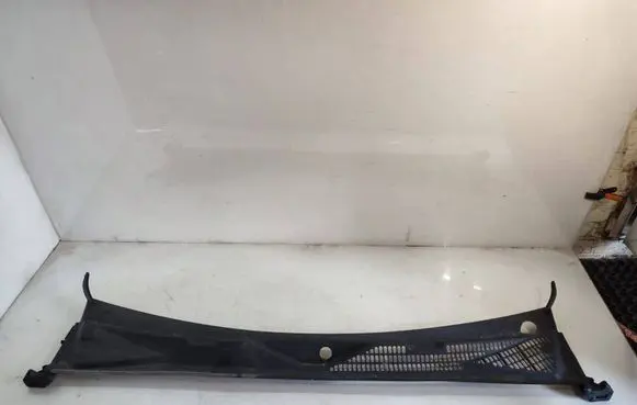 Volkswagen Amarok Wiper trim 2H1819403