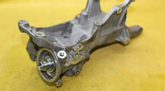 Audi A4 S4 B7 8E 8H Generator/alternator bracket 