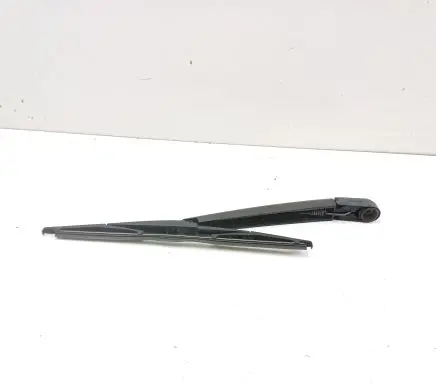 Hyundai Santa Fe Rear wiper blade 060122