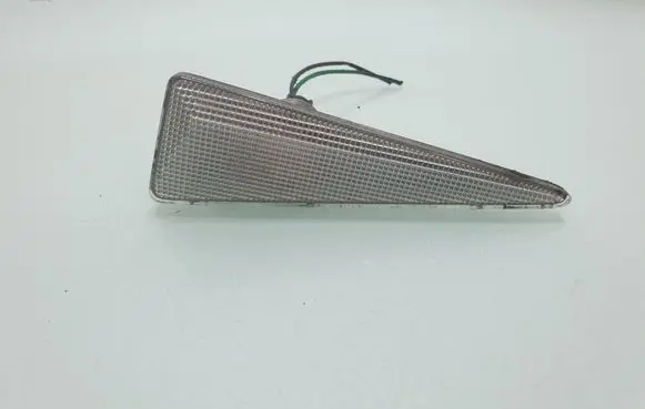 Renault Espace IV Front fender indicator light 8200633417